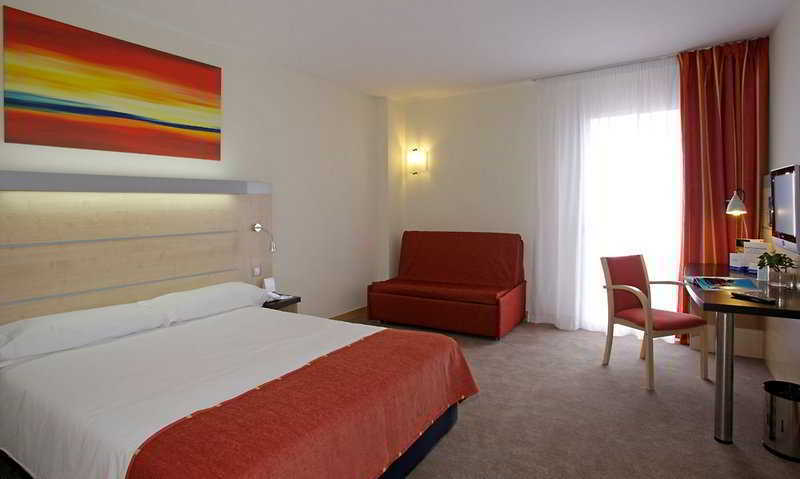 B&B Hotel Girona 3 Salt Room photo